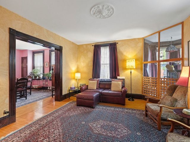 61 Central St, Somerville, MA 02143