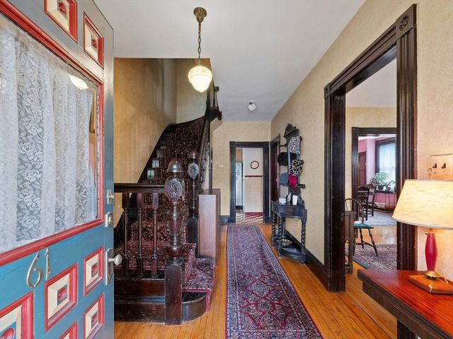 61 Central St, Somerville, MA 02143