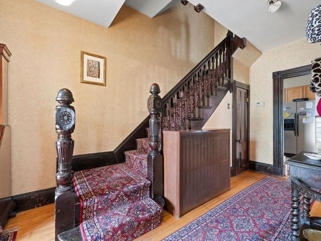 61 Central St, Somerville, MA 02143