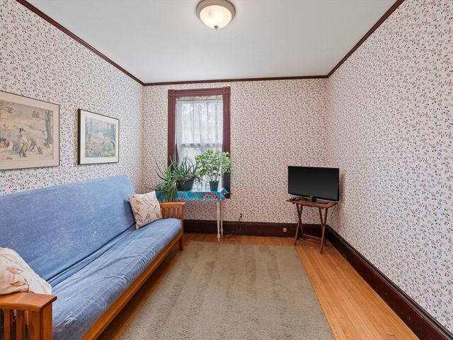 61 Central St, Somerville, MA 02143
