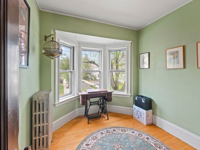 61 Central St, Somerville, MA 02143