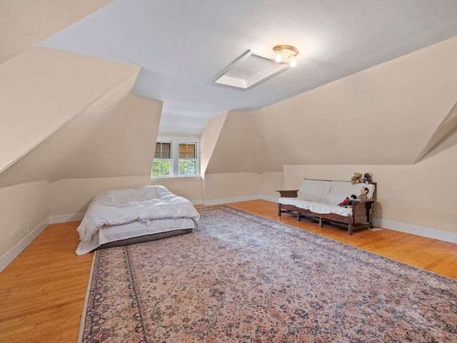 61 Central St, Somerville, MA 02143