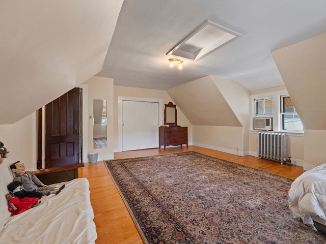 61 Central St, Somerville, MA 02143