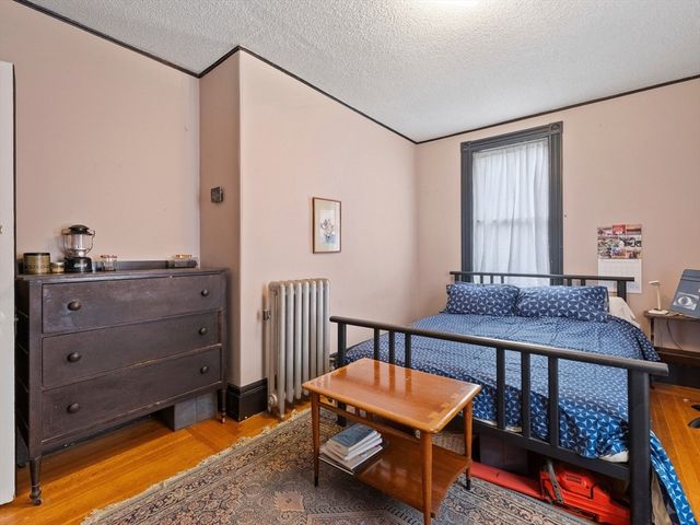 61 Central St, Somerville, MA 02143