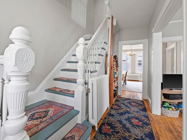 61 Central St, Somerville, MA 02143