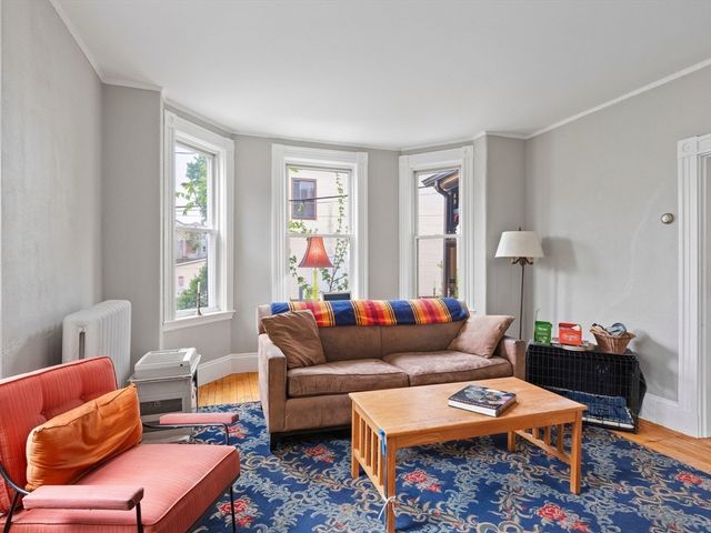 61 Central St, Somerville, MA 02143