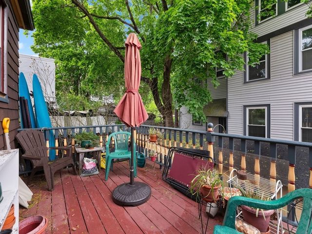 61 Central St, Somerville, MA 02143