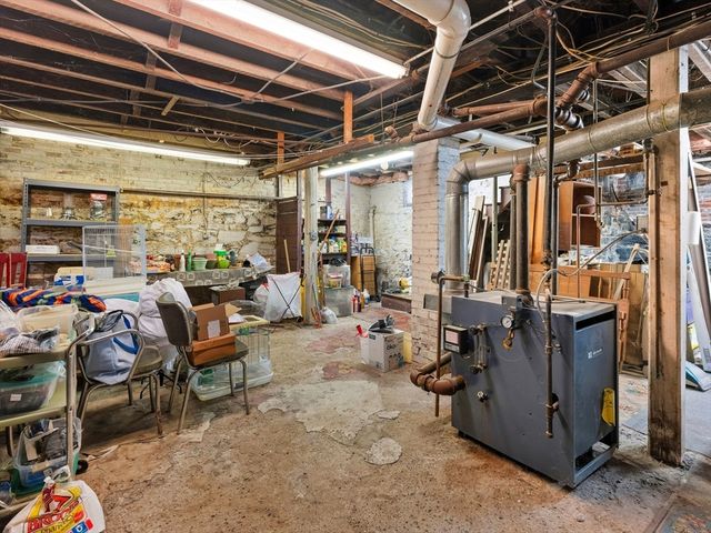 61 Central St, Somerville, MA 02143