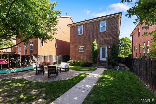 4008 Blaine Avenue, St Louis, MO 63110