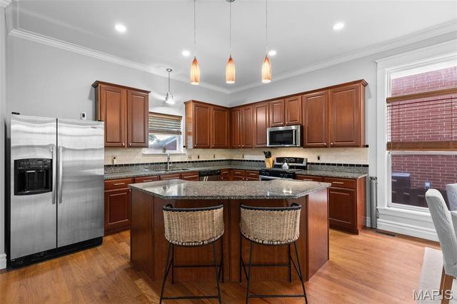 4008 Blaine Avenue, St Louis, MO 63110