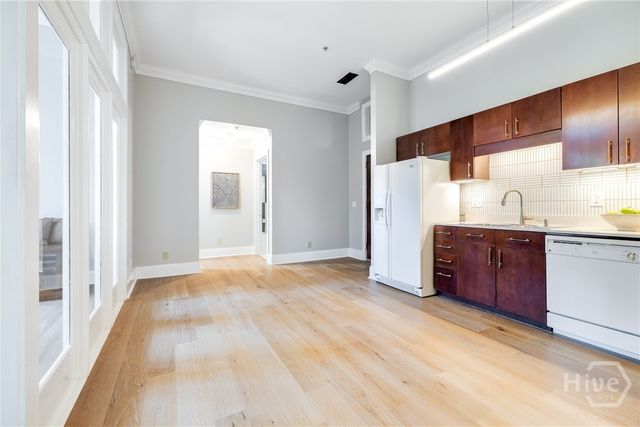 1835 Skidaway Road 204, Savannah, GA 31404