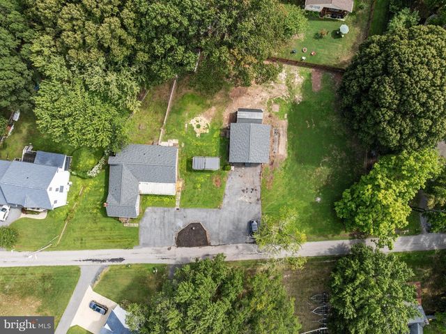 1221 BAST LN, Shady Side, MD 20764