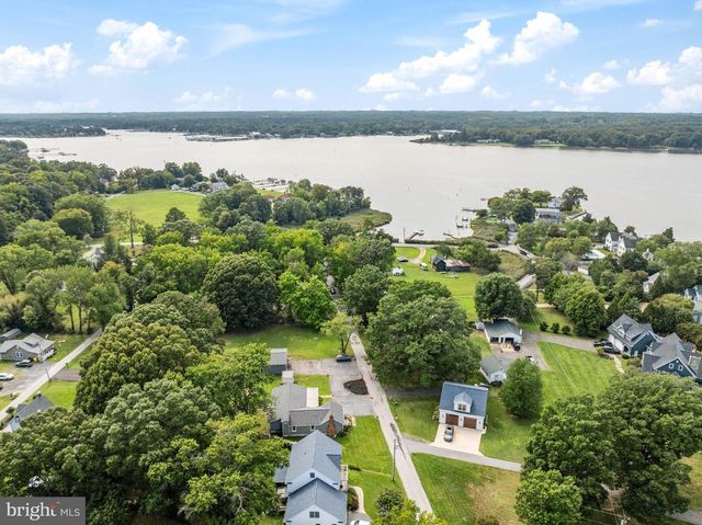 1221 BAST LN, Shady Side, MD 20764