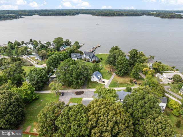 1221 BAST LN, Shady Side, MD 20764