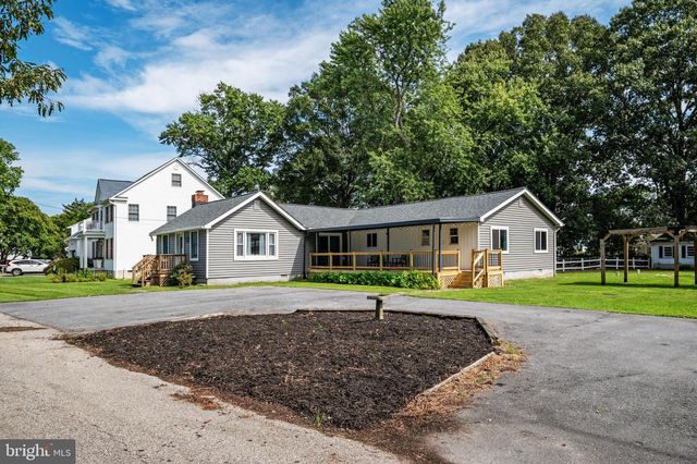 1221 BAST LN, Shady Side, MD 20764