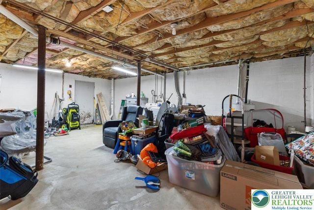 2233 Fox Run, Wilson Boro, PA 18042