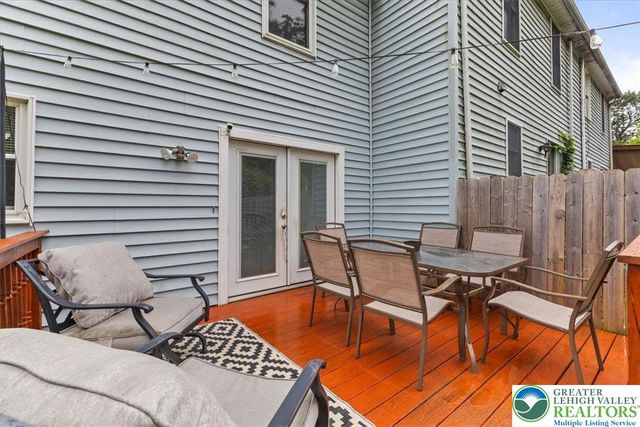 2233 Fox Run, Wilson Boro, PA 18042