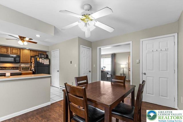 2233 Fox Run, Wilson Boro, PA 18042