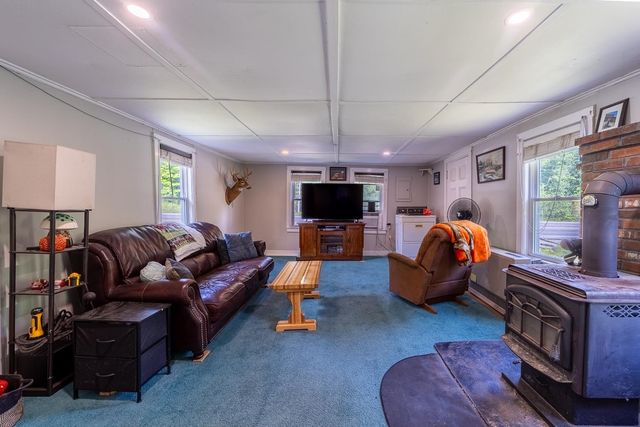 1409 Main Street, Grafton, NH 03240