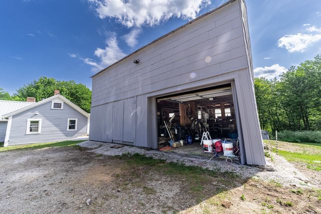 1409 Main Street, Grafton, NH 03240