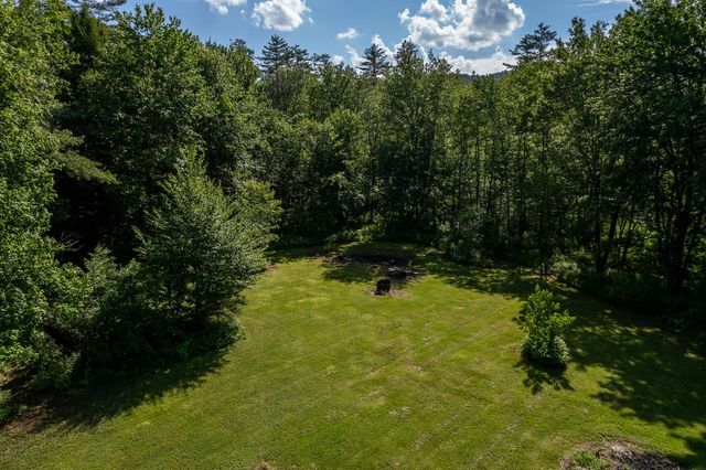 1409 Main Street, Grafton, NH 03240