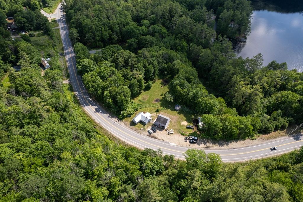 1409 Main Street, Grafton, NH 03240