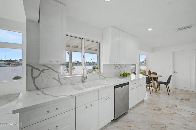 10601 W BAYSIDE Road, Sun City, AZ 85351