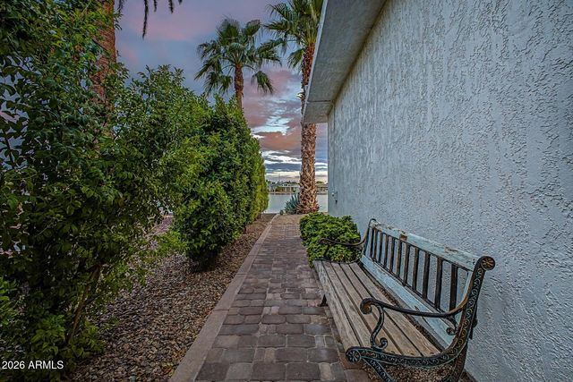 10601 W BAYSIDE Road, Sun City, AZ 85351