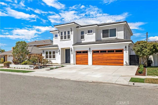 8719 Hummingbird, Fountain Valley, CA 92708