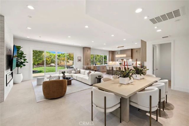 8719 Hummingbird, Fountain Valley, CA 92708