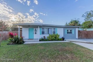 402 SKATE Road, Atlantic Beach, FL 32233