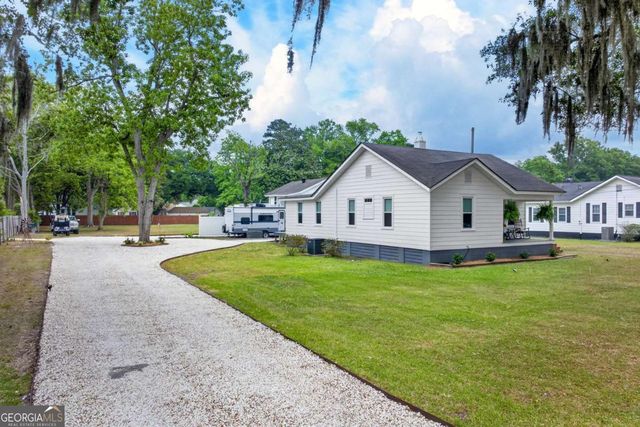 90 Varnedoe Avenue, Garden City, GA 31408
