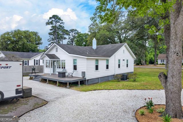 90 Varnedoe Avenue, Garden City, GA 31408