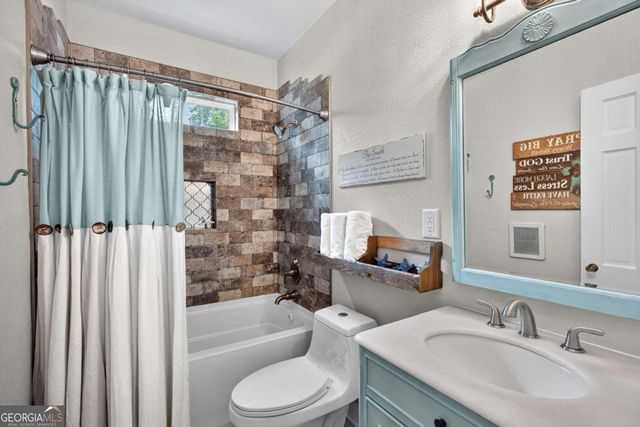 90 Varnedoe Avenue, Garden City, GA 31408