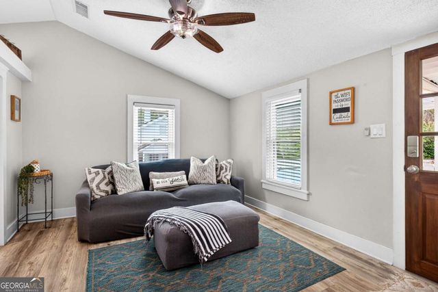 90 Varnedoe Avenue, Garden City, GA 31408