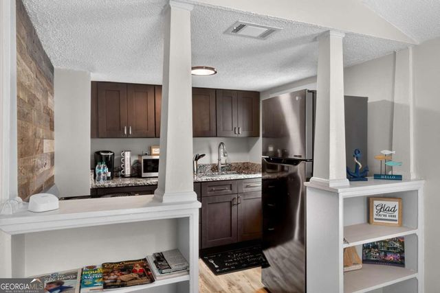 90 Varnedoe Avenue, Garden City, GA 31408