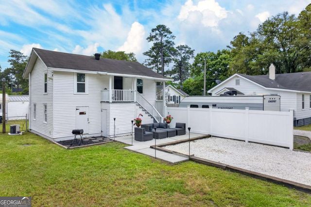90 Varnedoe Avenue, Garden City, GA 31408