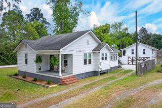 90 Varnedoe Avenue, Garden City, GA 31408