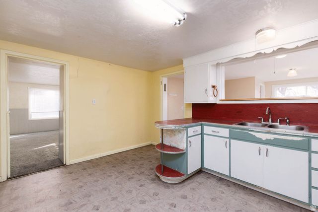 208 S 400 W, Richfield, UT 84701