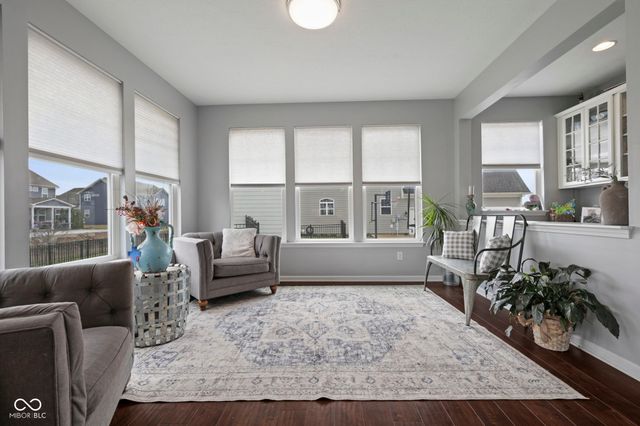 10283 Sinndar Lane, Fishers, IN 46040