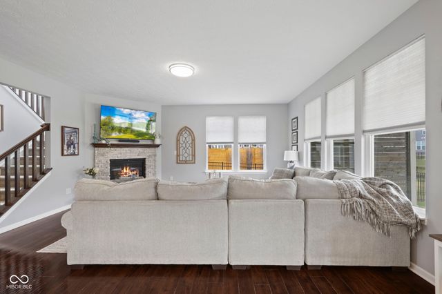 10283 Sinndar Lane, Fishers, IN 46040