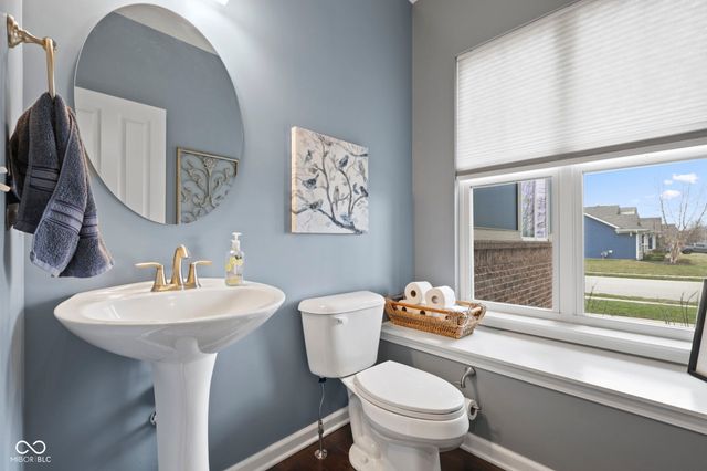 10283 Sinndar Lane, Fishers, IN 46040