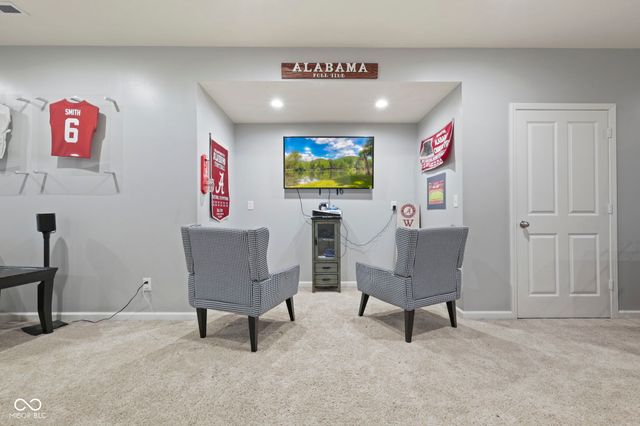 10283 Sinndar Lane, Fishers, IN 46040