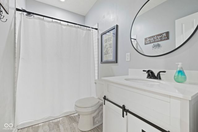 10283 Sinndar Lane, Fishers, IN 46040