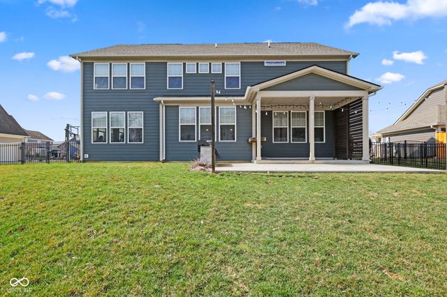 10283 Sinndar Lane, Fishers, IN 46040