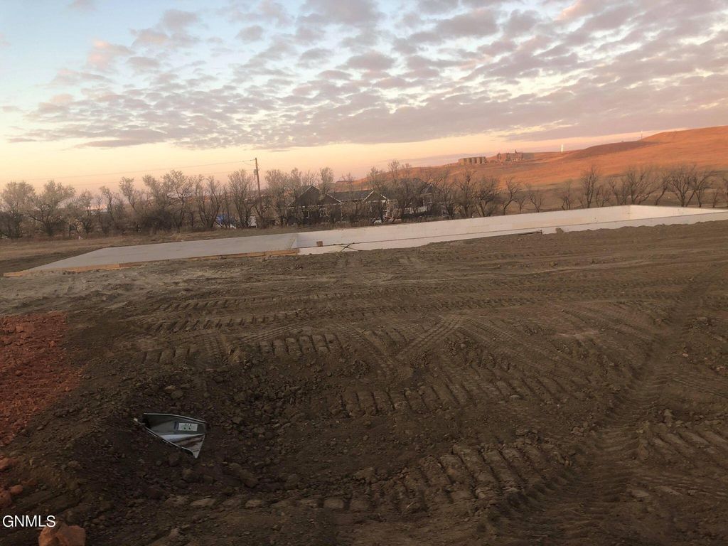 Lot 44 12477 21g Street NW, Watford City, ND 58854 photo 2