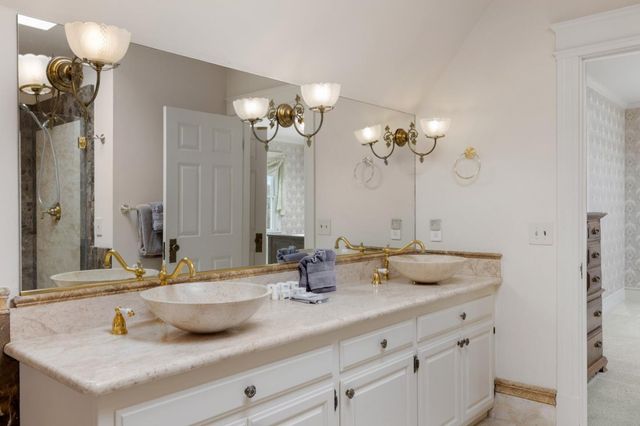 132 Forest Avenue, Pacific Grove, CA 93950