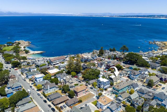 132 Forest Avenue, Pacific Grove, CA 93950