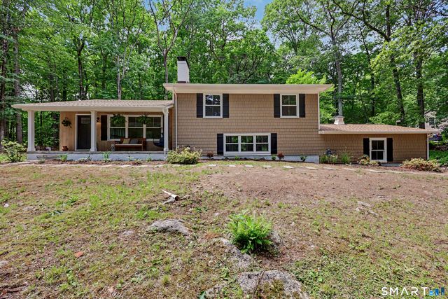 24 Wills Road, Newtown, CT 06470