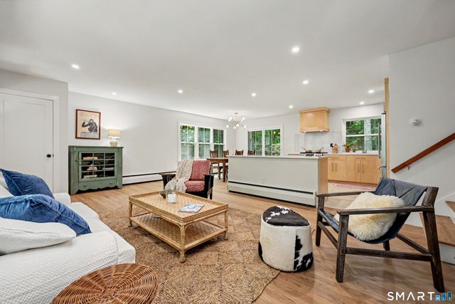 24 Wills Road, Newtown, CT 06470